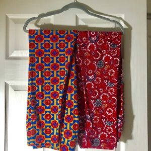 Two pair TC lularoe leggings.